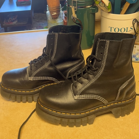 DOC MARTENS 1460W 8-Eye Smooth 11821006 - A Step Ahead Footwear Doc martens women’s size 8